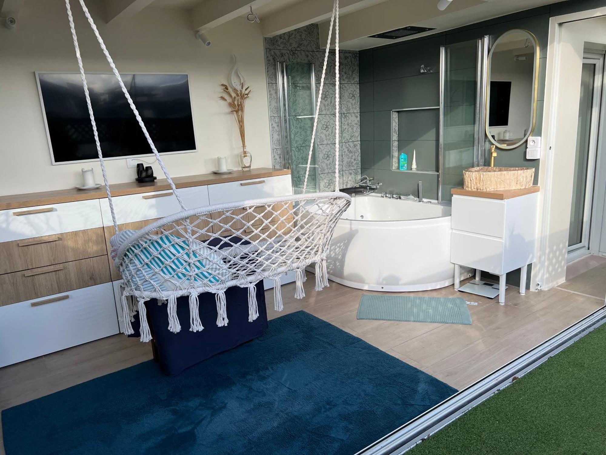 Apartment Duplex Terrasse Au Soleil Paris