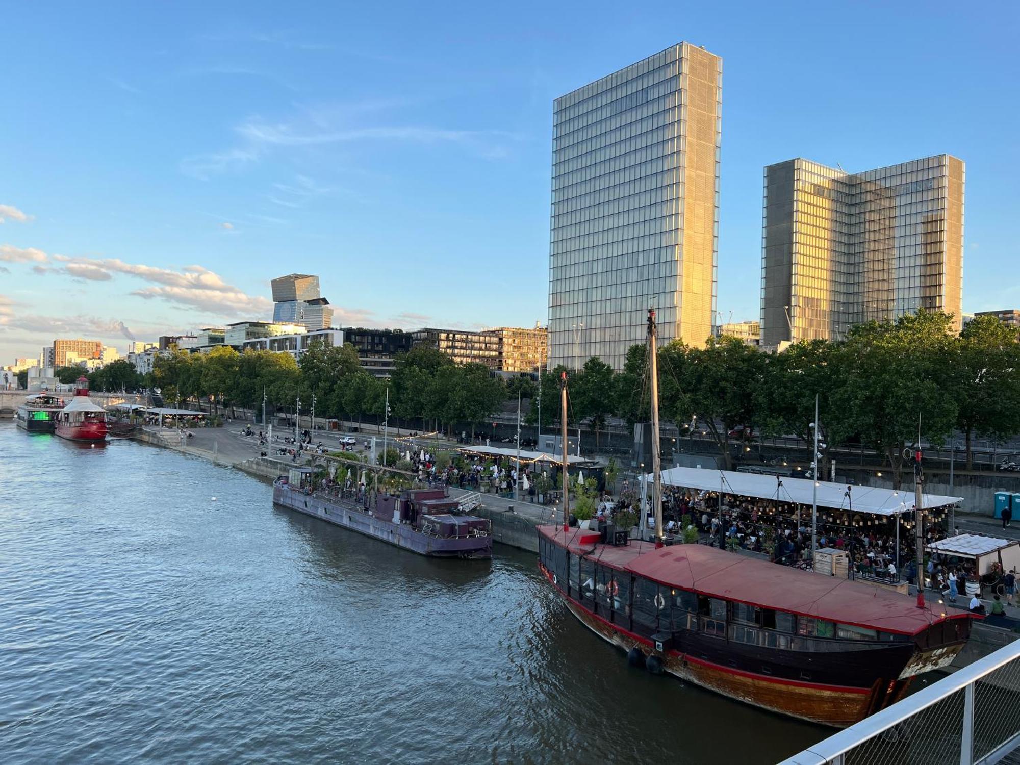Duplex Terrasse Au Soleil Paris
